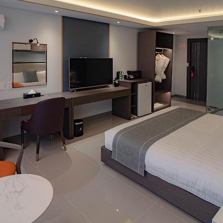 Subic Riviera Hotel And Residences Olongapo Ngoại thất bức ảnh