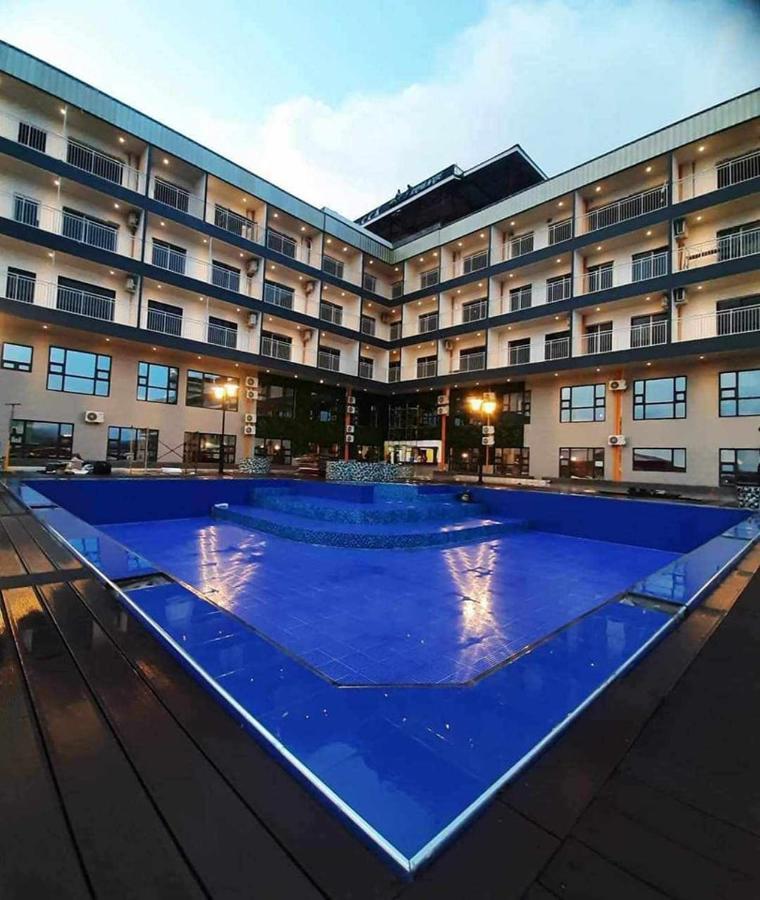 Subic Riviera Hotel And Residences Olongapo Ngoại thất bức ảnh